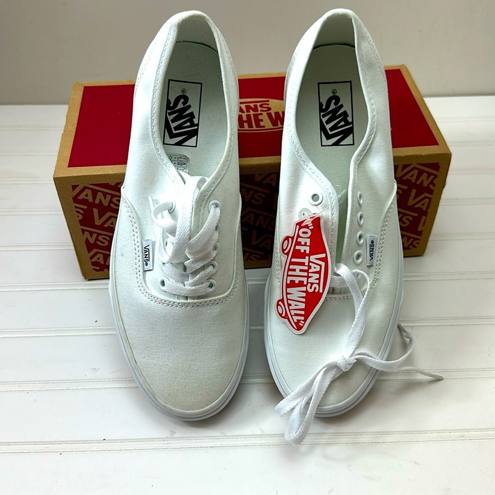 Vans true white lace up skater shoes 9 men